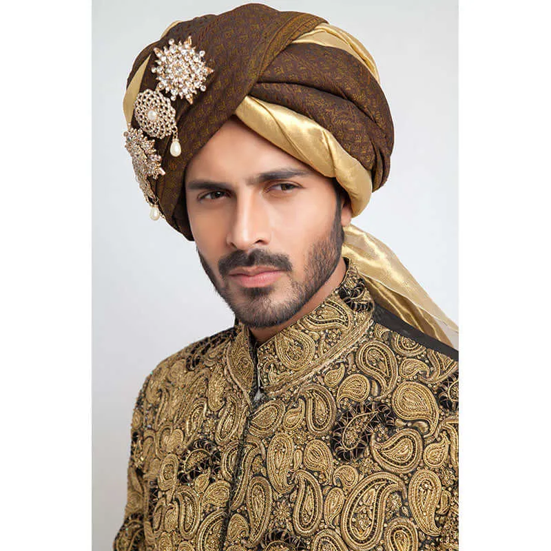 Black and Gold Pure Jamavar Silk Form-Fitted Sherwani