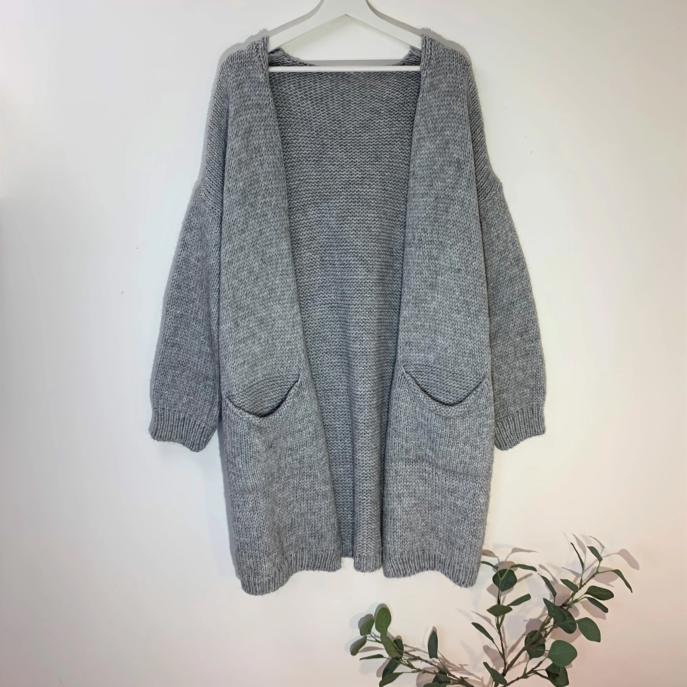 Chunky natural long cardi with pockets (Wool mix)