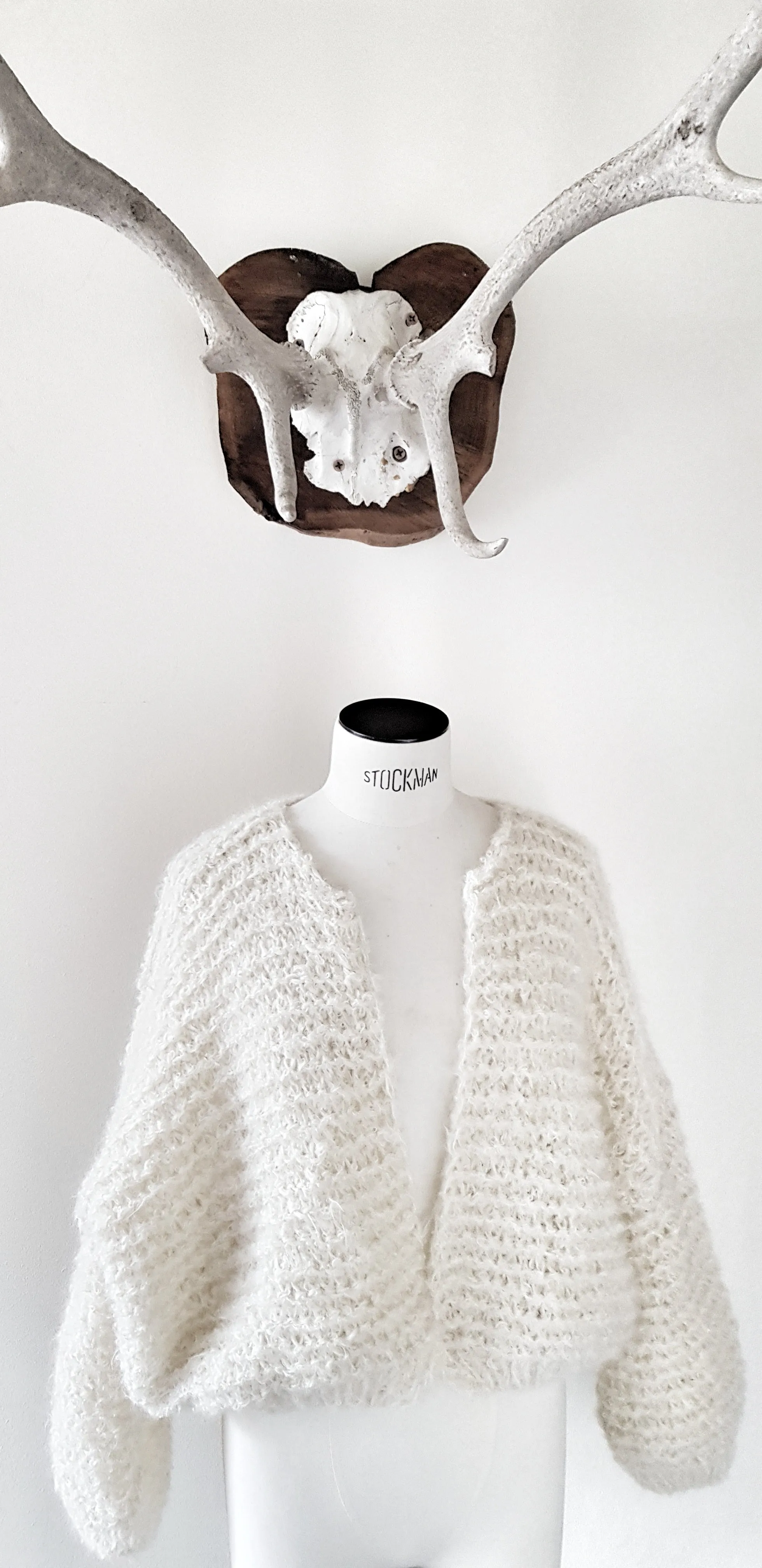 Crop Hand knit Bomber ( Alpaca)