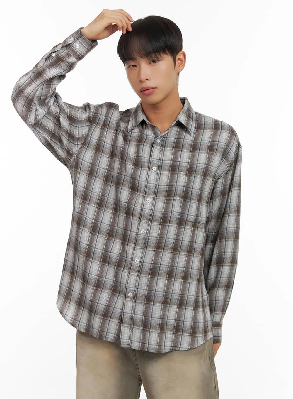 Loose-Fit Buttoned Check Shirt CO410