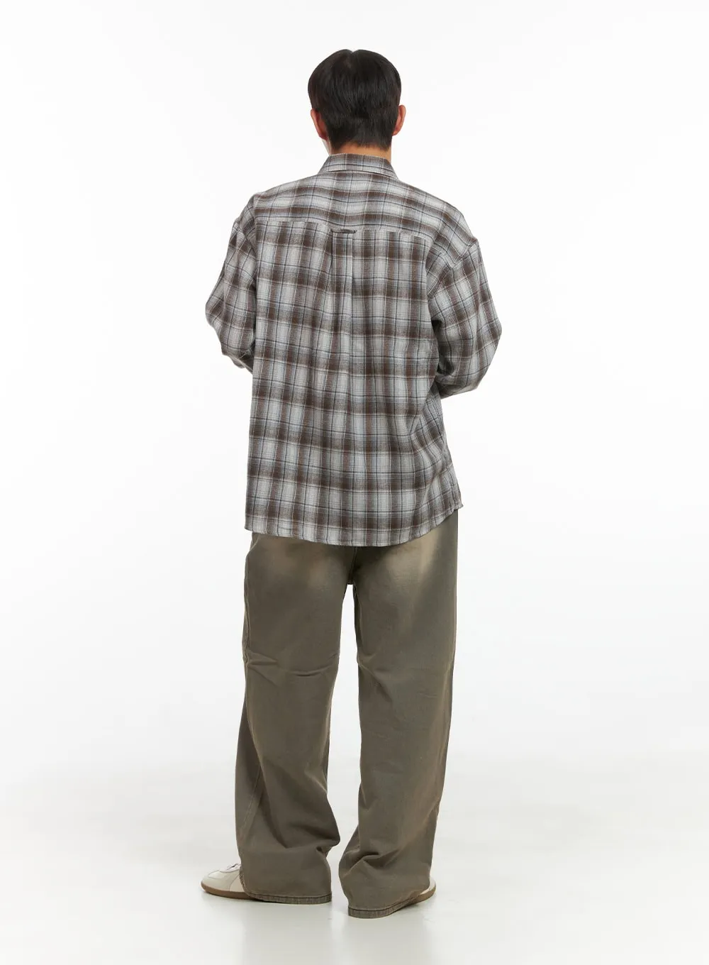 Loose-Fit Buttoned Check Shirt CO410