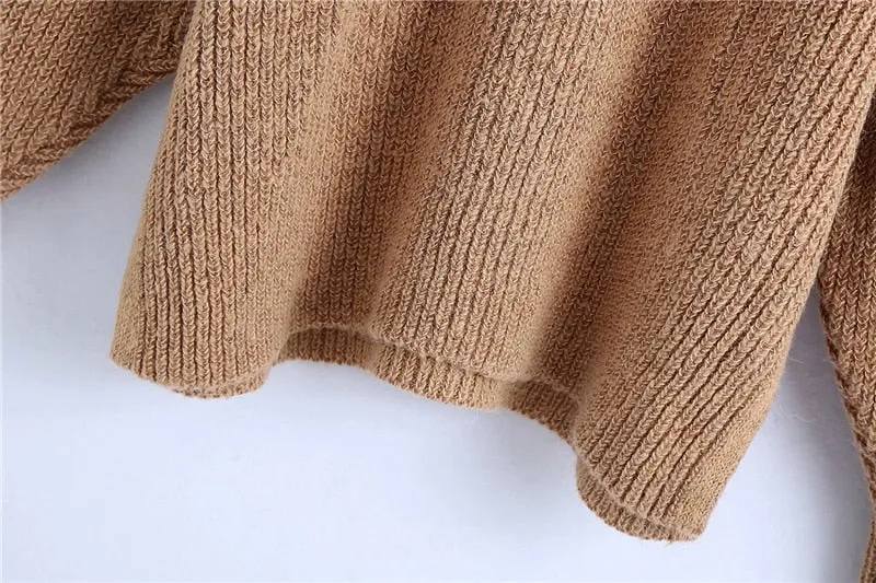 LOOSE KNITTED SWEATER