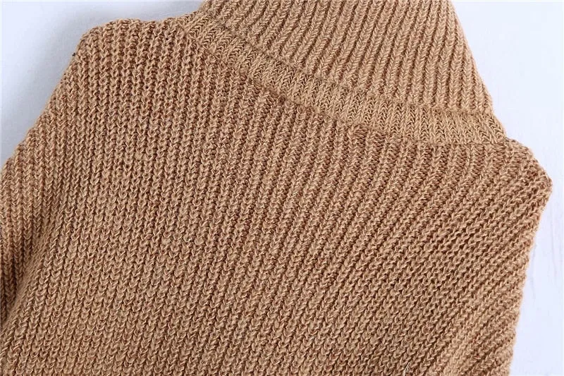 LOOSE KNITTED SWEATER