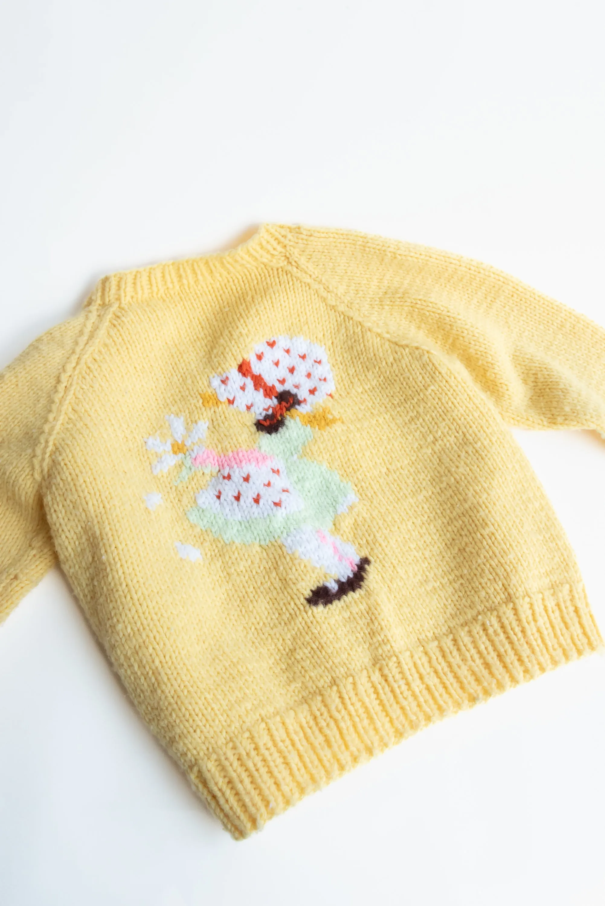 ma02 Dandelion Sweater